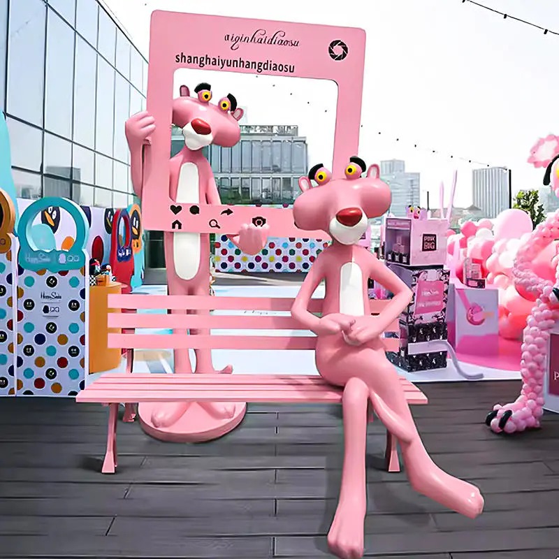 Lasciva miracula afferens ad vitam: Statua Fibreglass Pink Panthera pro Park tua - A Must-Have Additio?